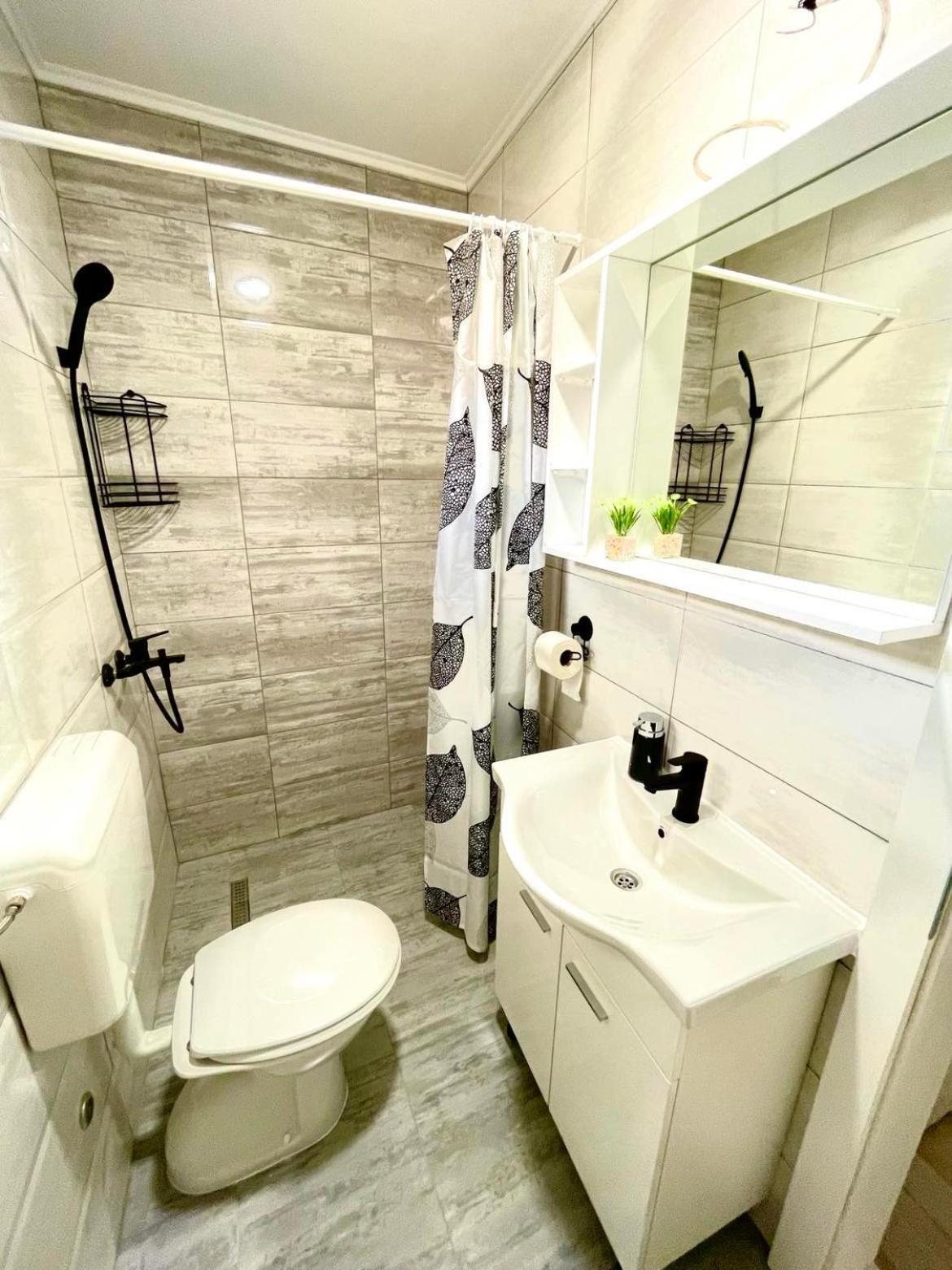Apartment Adel Мостар Экстерьер фото